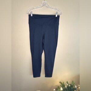 Old Navy Extra High-Waisted Cloud comfy 7/8 legging